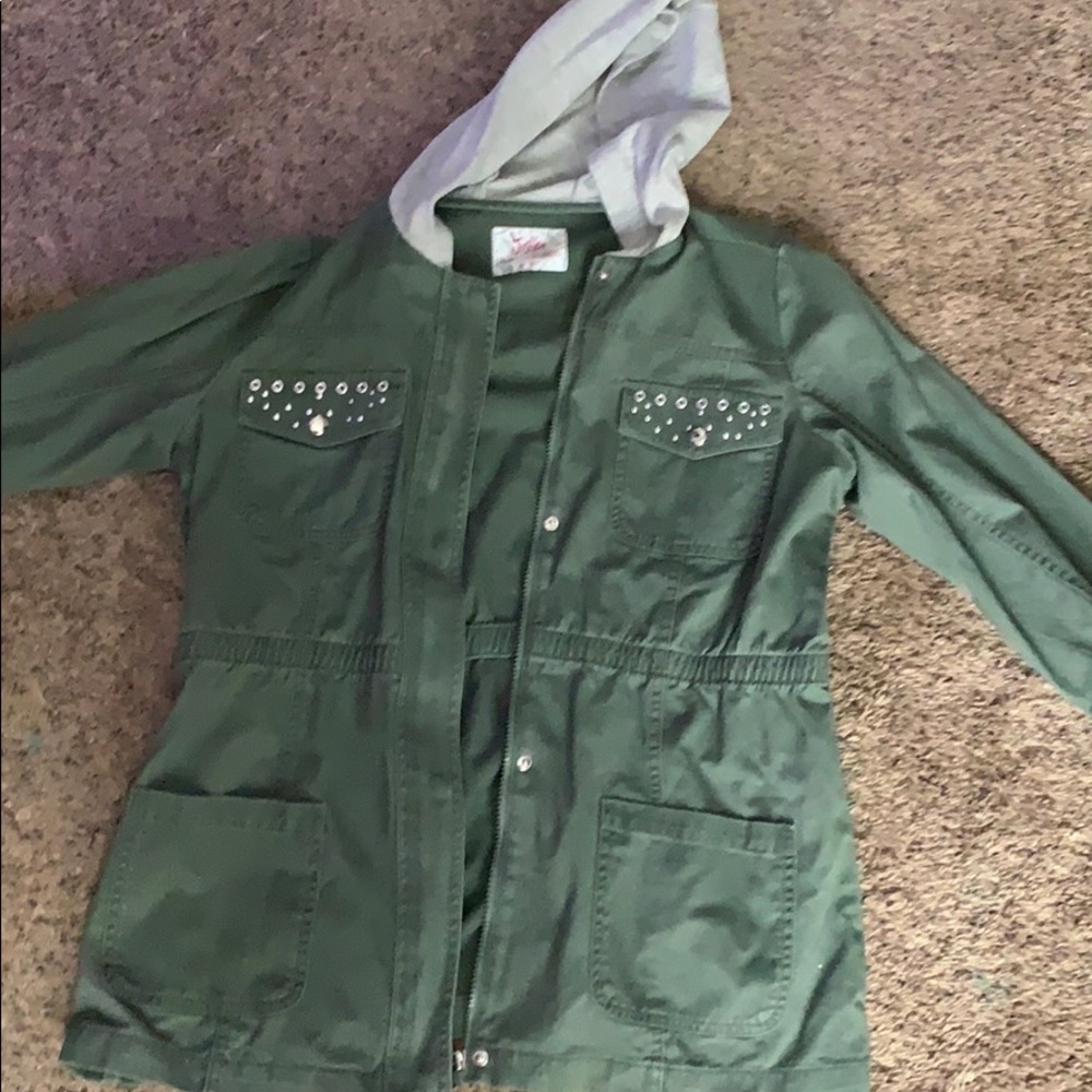 Justice jacket never been worn